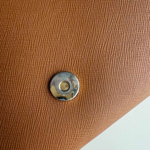 Tory Burch Robinson Wallet on Chain - Brown - Picture 8 of 13